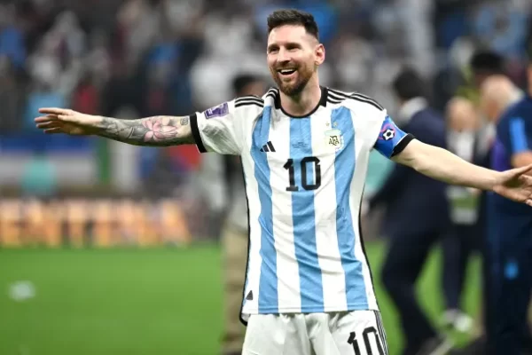 PSG thinks hard Messi wants to show the World Cup trophy at the stadium